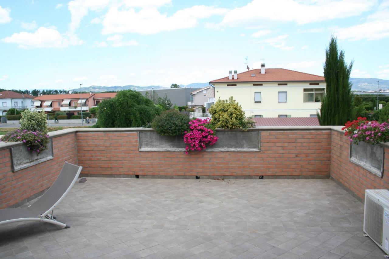 Отель Casa Fiorita Stabbia Экстерьер фото